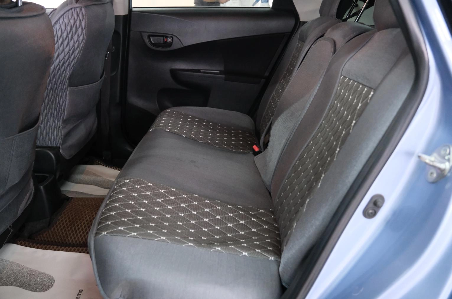 Toyota Ractis 19 из 20