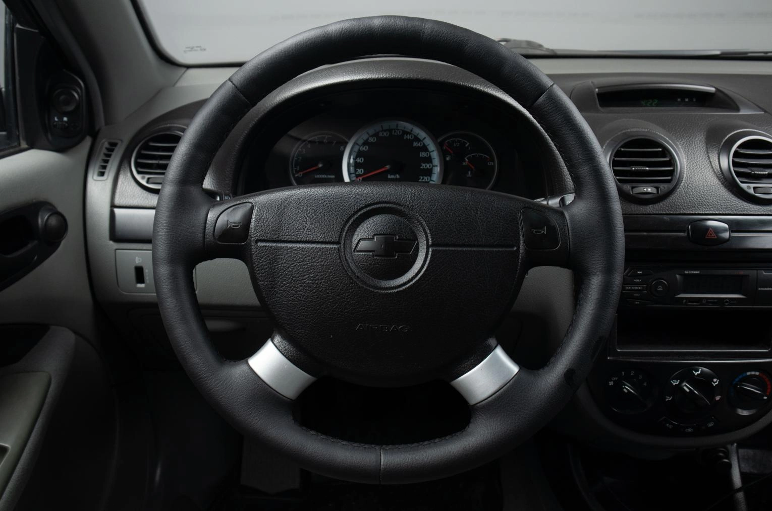 Chevrolet Lacetti 9 из 15