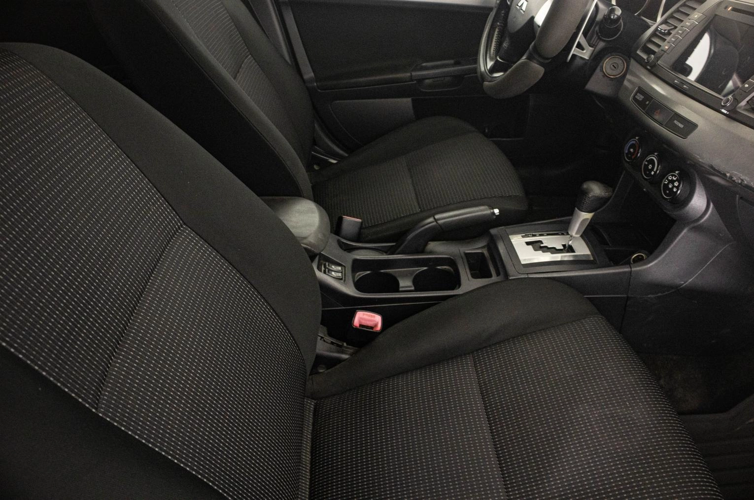 Mitsubishi Lancer 13 из 21