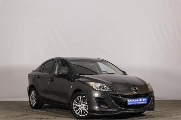 Mazda 3 1 из 5