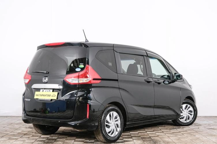 Honda Freed 6 из 6