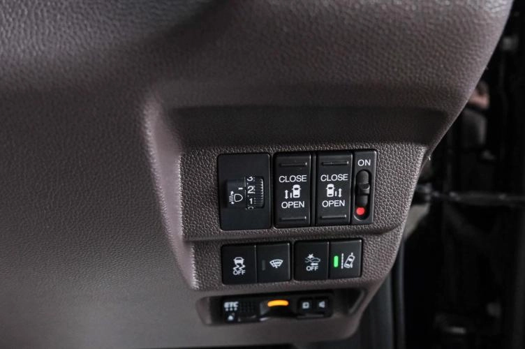 Honda Freed 18 из 22