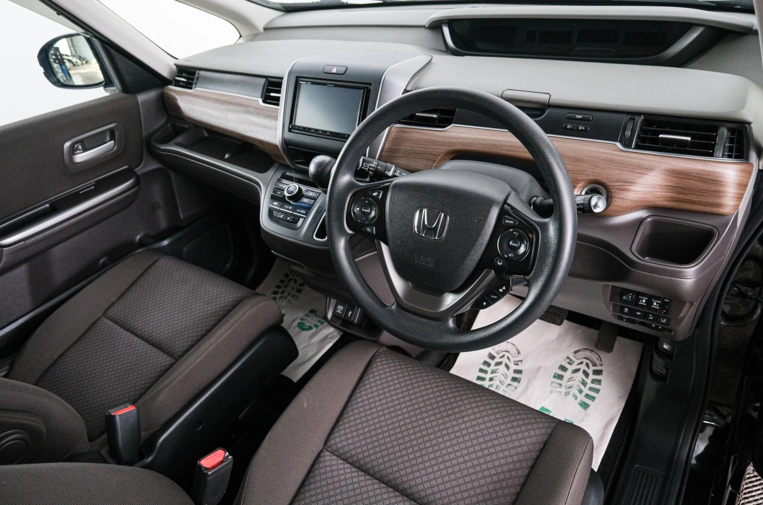 Honda Freed 8 из 22