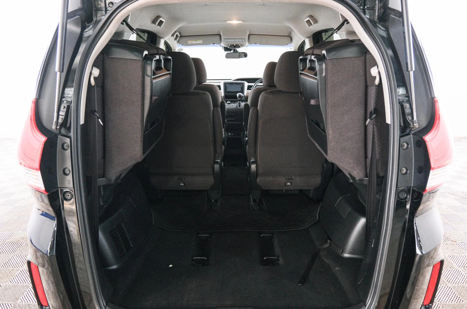 Honda Freed 22 из 22