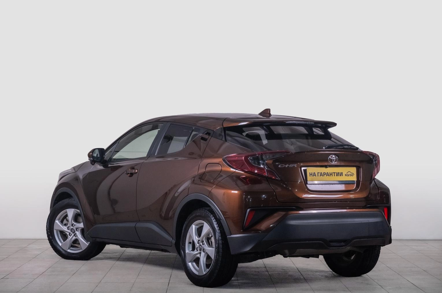 Toyota C-HR 5 из 23