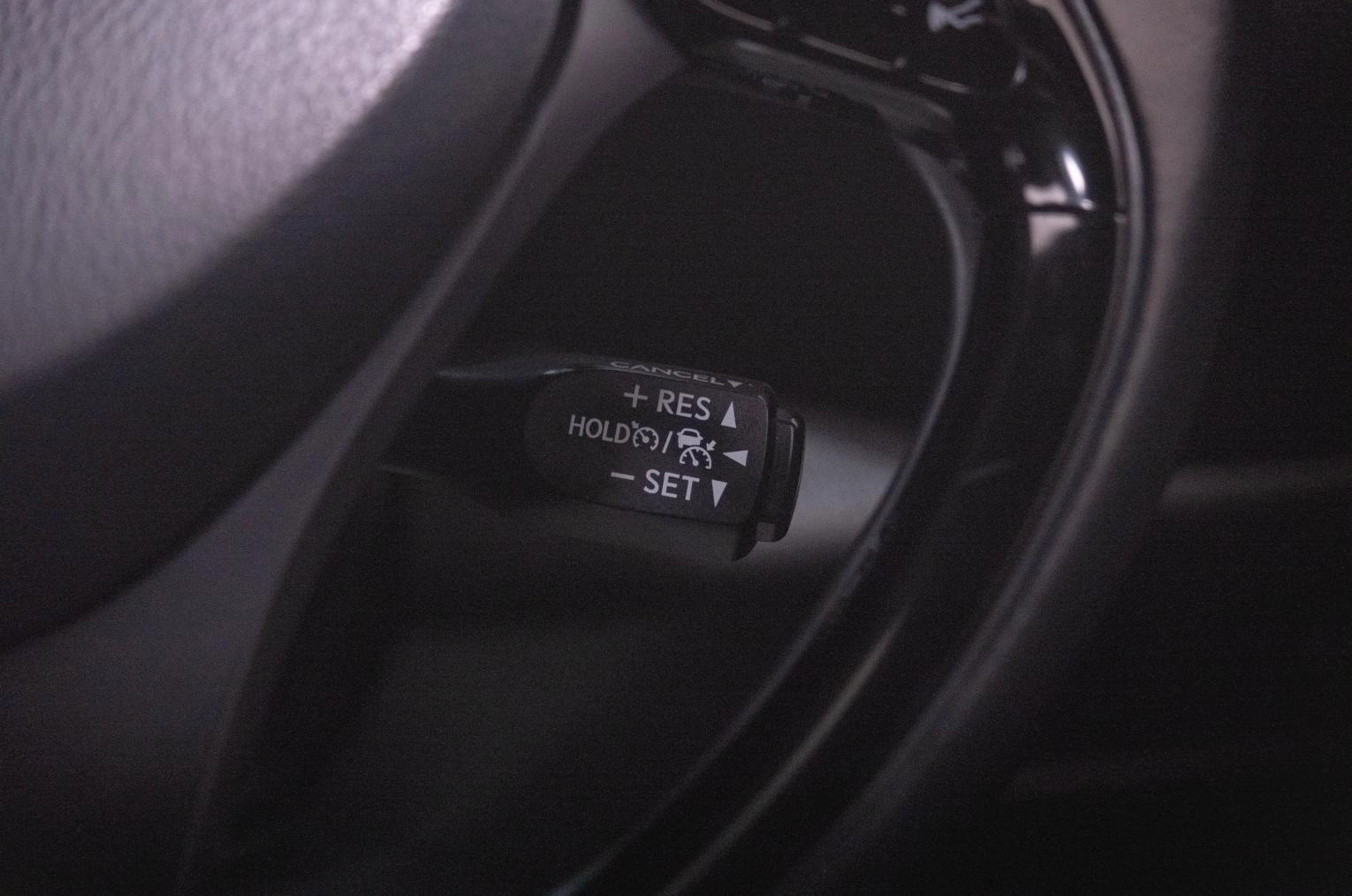 Toyota C-HR 10 из 23