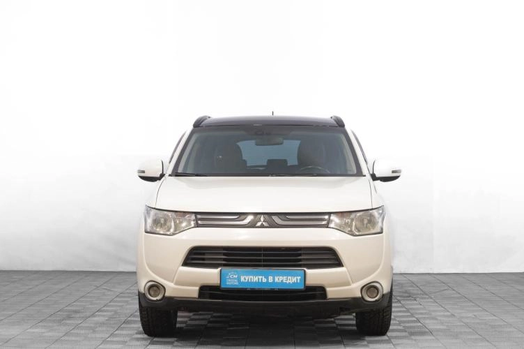 Mitsubishi Outlander 2 из 5