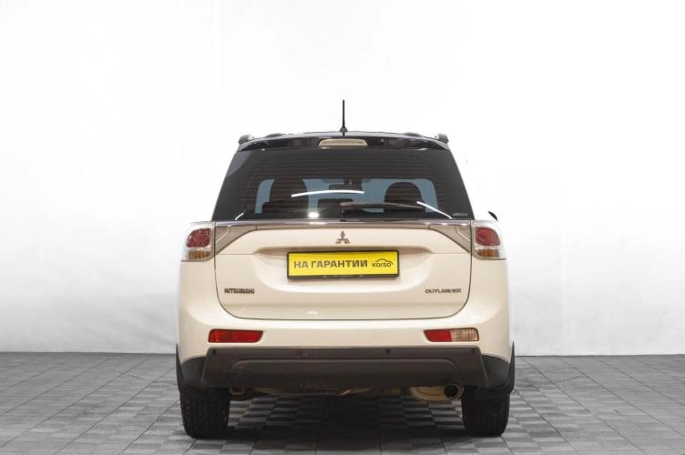 Mitsubishi Outlander 5 из 5