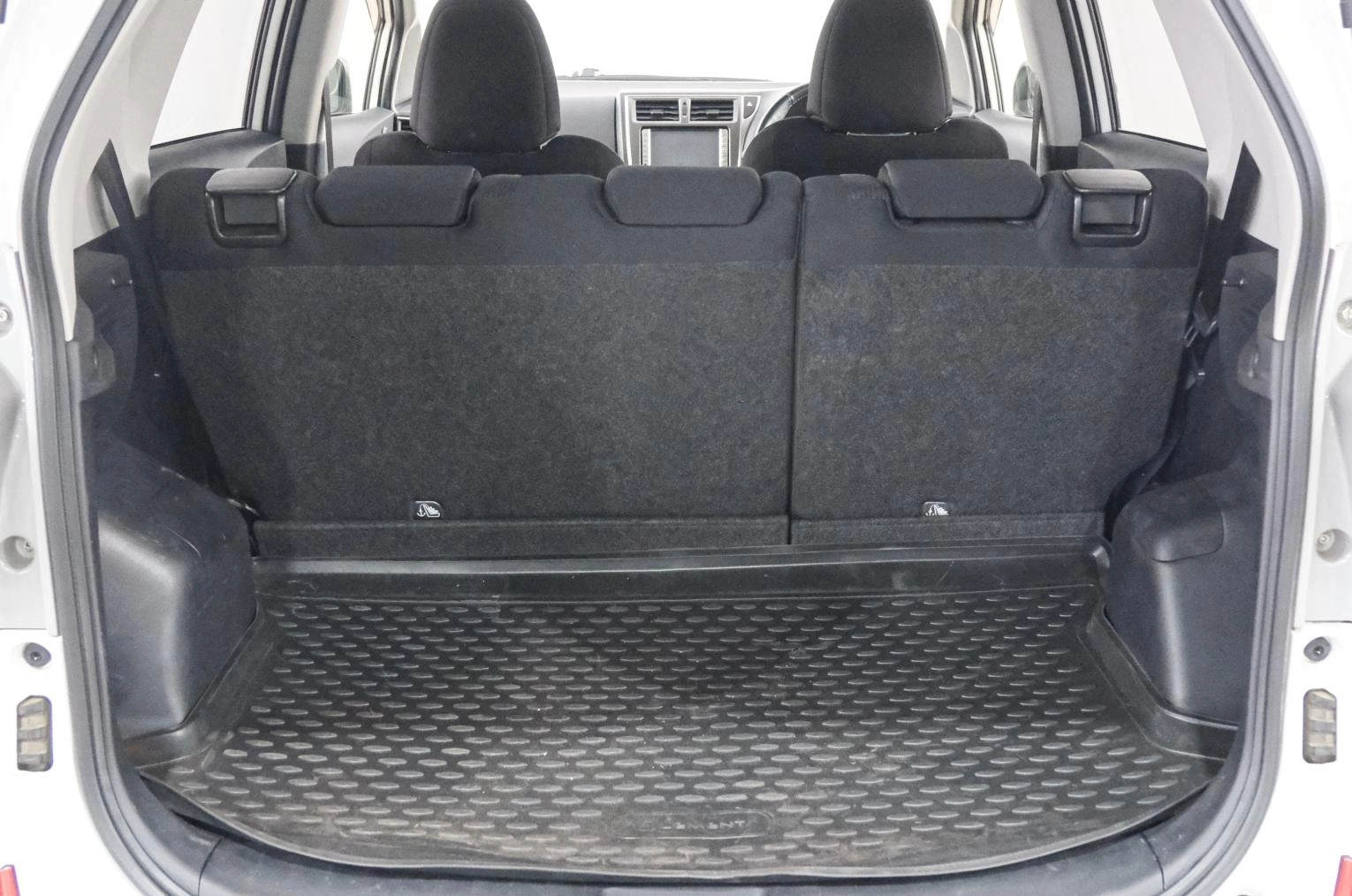 Toyota Ractis 22 из 22