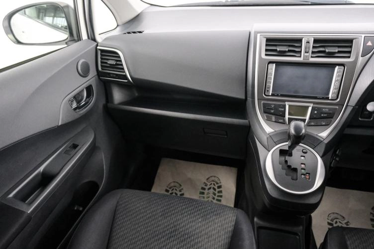 Toyota Ractis 11 из 22