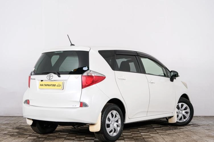 Toyota Ractis 6 из 6