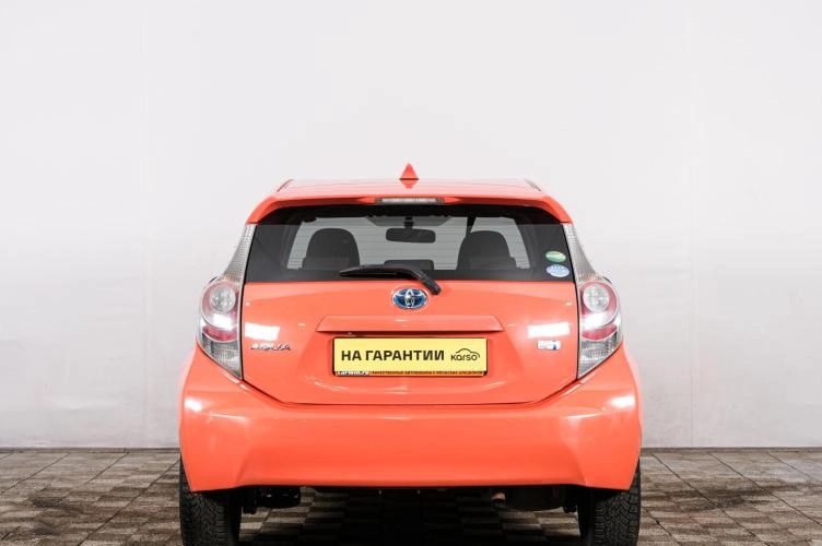 Toyota Aqua 5 из 5