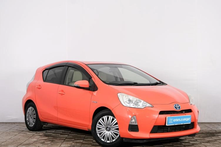 Toyota Aqua 1 из 5