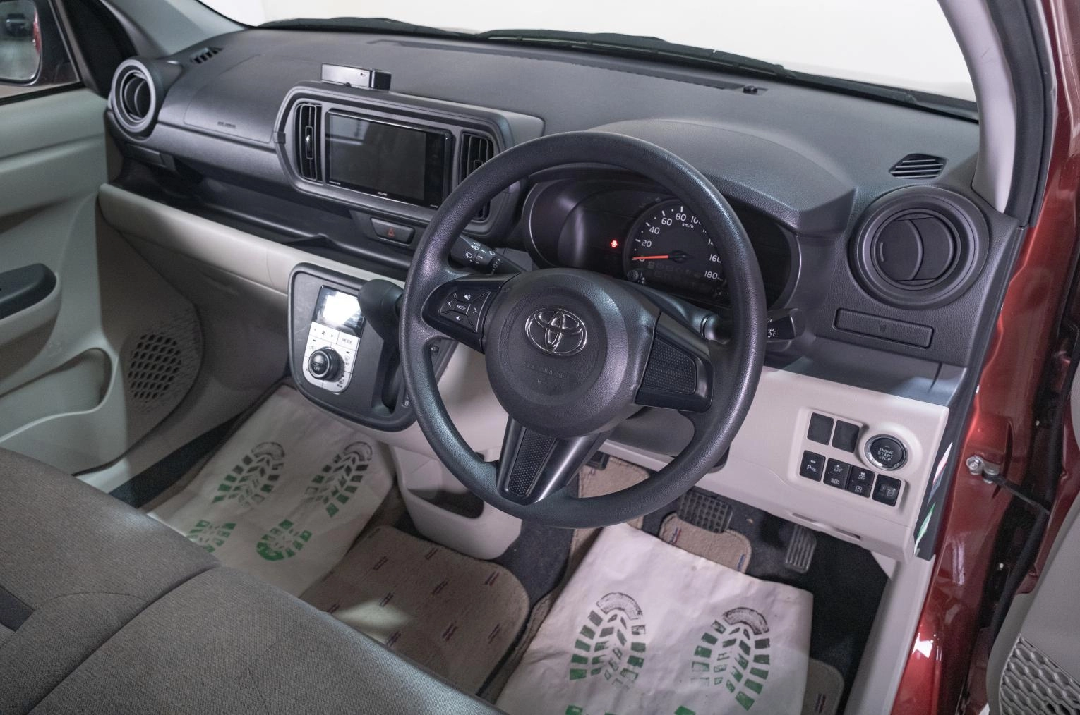 Toyota Passo 13 из 20