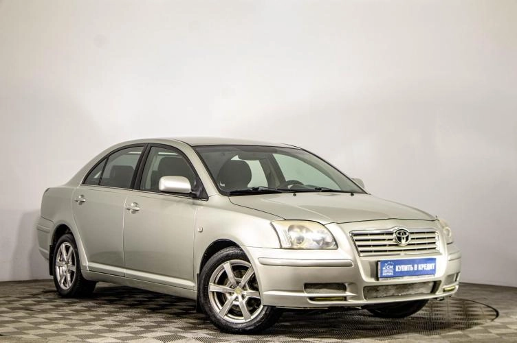 Toyota Avensis 1 из 5