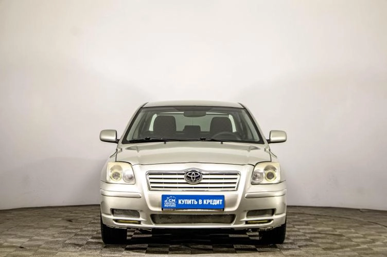 Toyota Avensis 2 из 5
