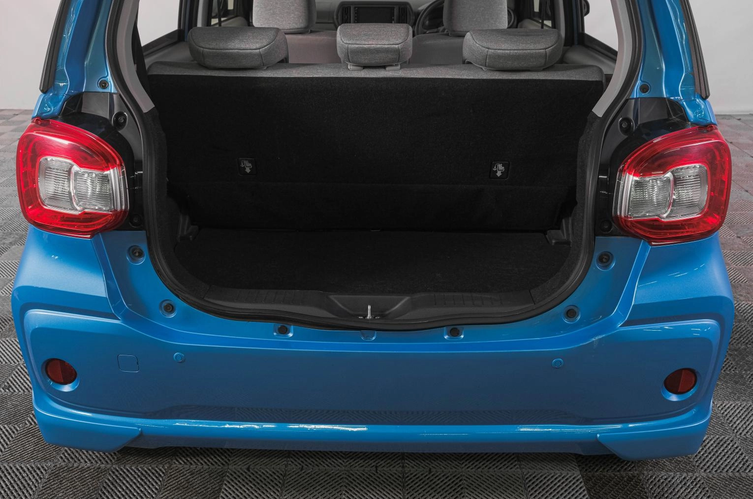 Toyota Passo 7 из 20