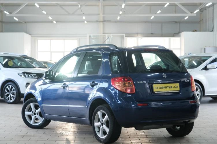 Suzuki SX4 4 из 5