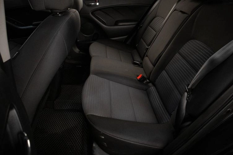 KIA Cerato 19 из 19