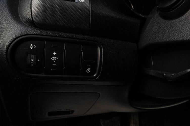 KIA Cerato 14 из 19