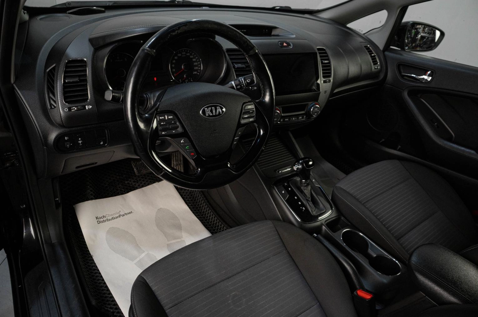 KIA Cerato 8 из 19