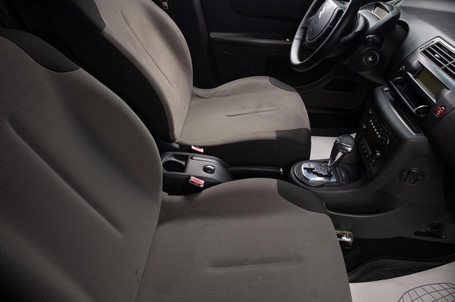 Citroen C4 14 из 16