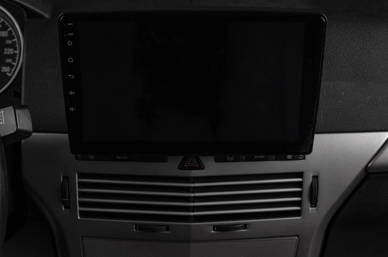 Opel Astra 17 из 19