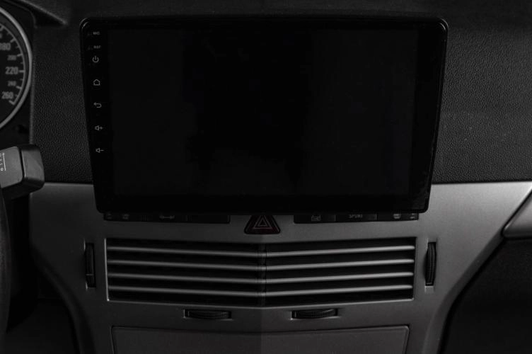 Opel Astra 17 из 19