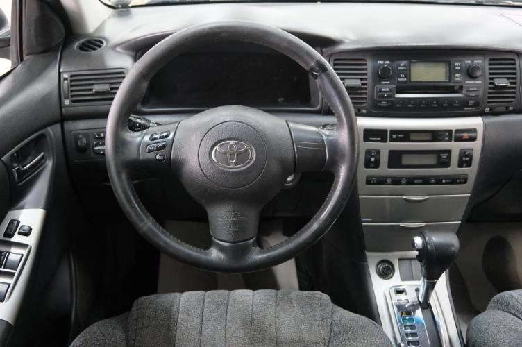 Toyota Corolla 11 из 21