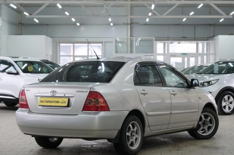 Toyota Corolla 6 из 21