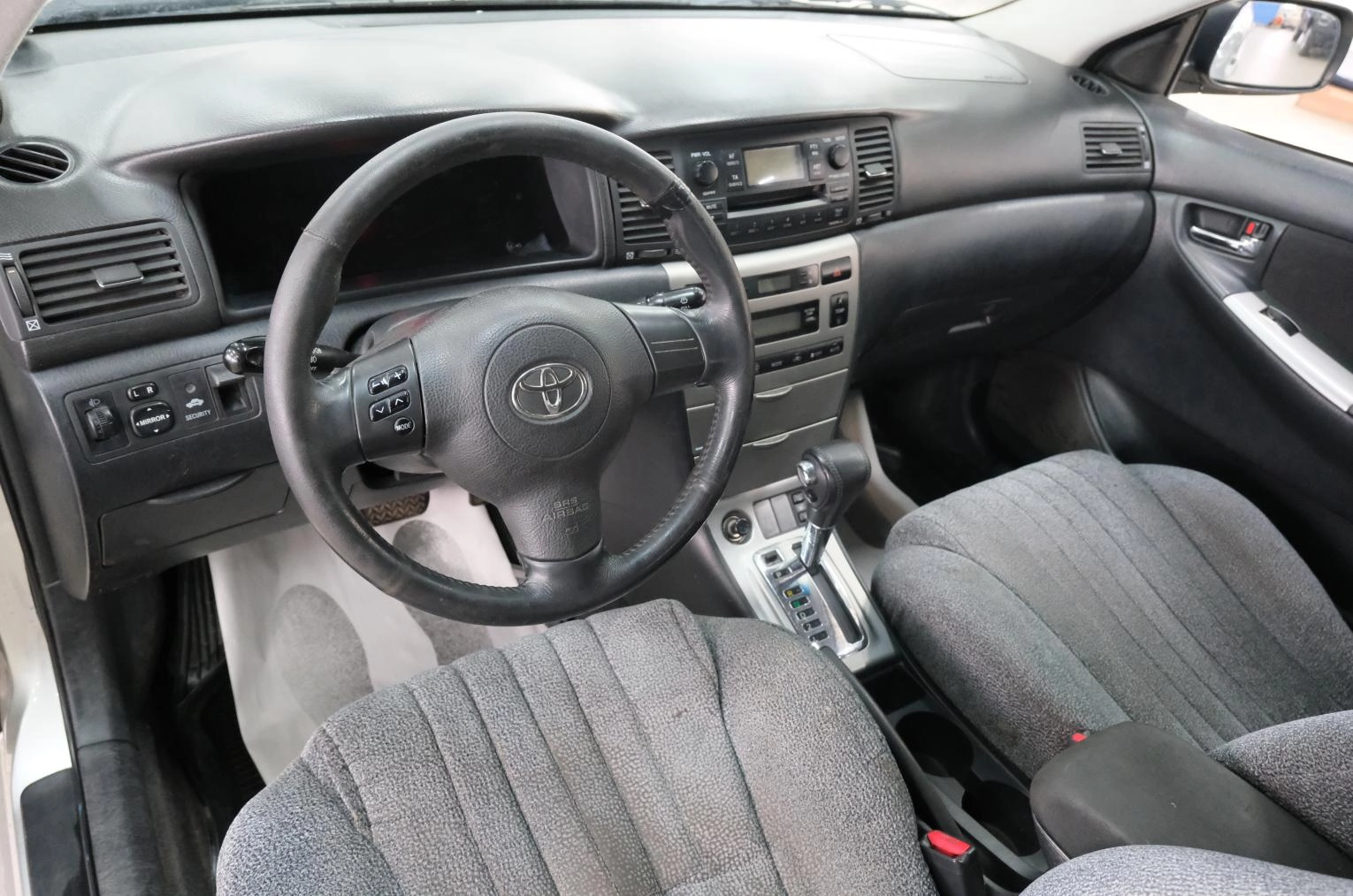 Toyota Corolla 10 из 21