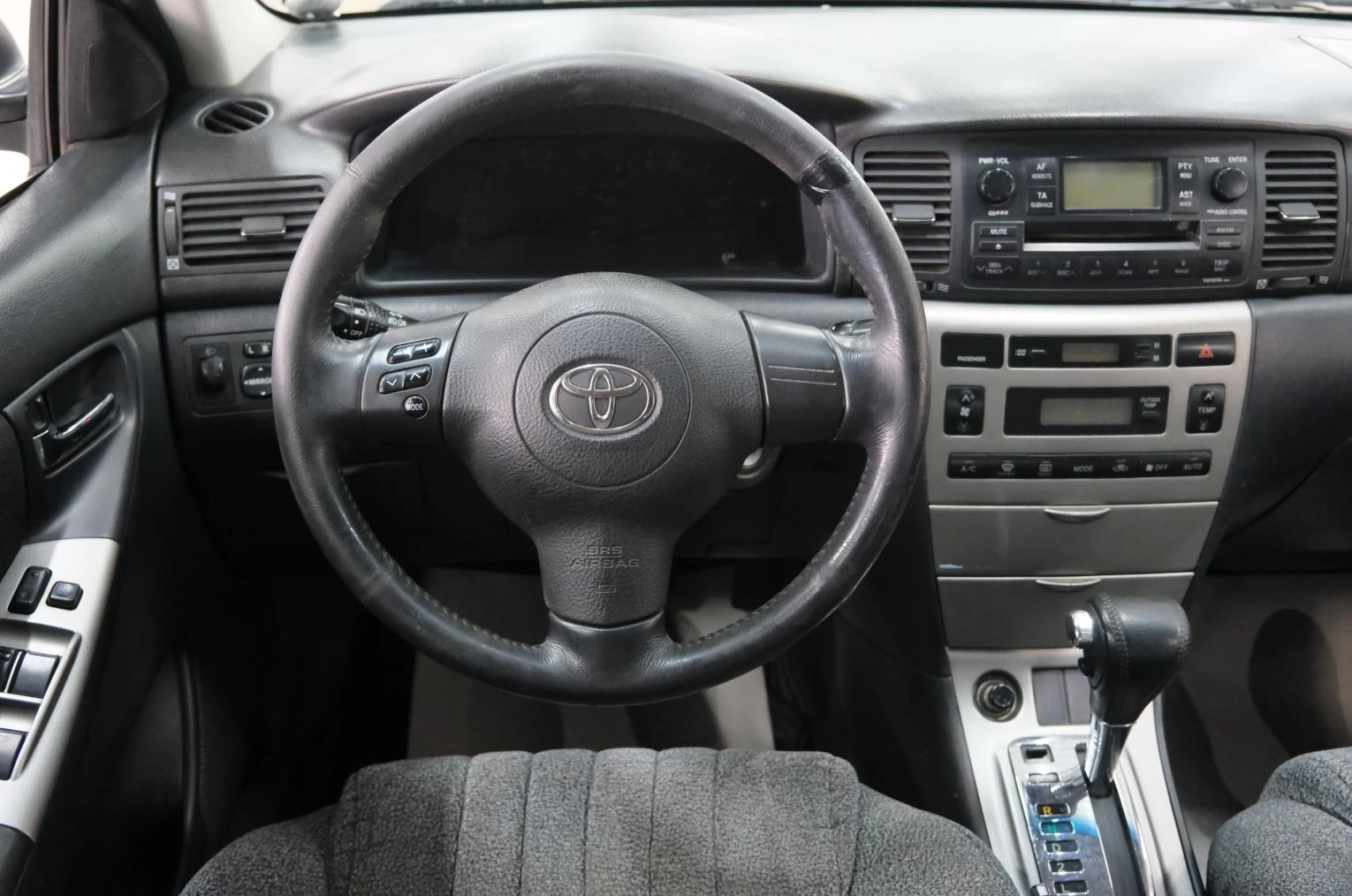 Toyota Corolla 9 из 21