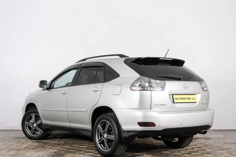 Lexus RX 4 из 5