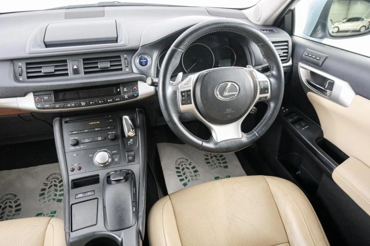 Lexus CT 9 из 24