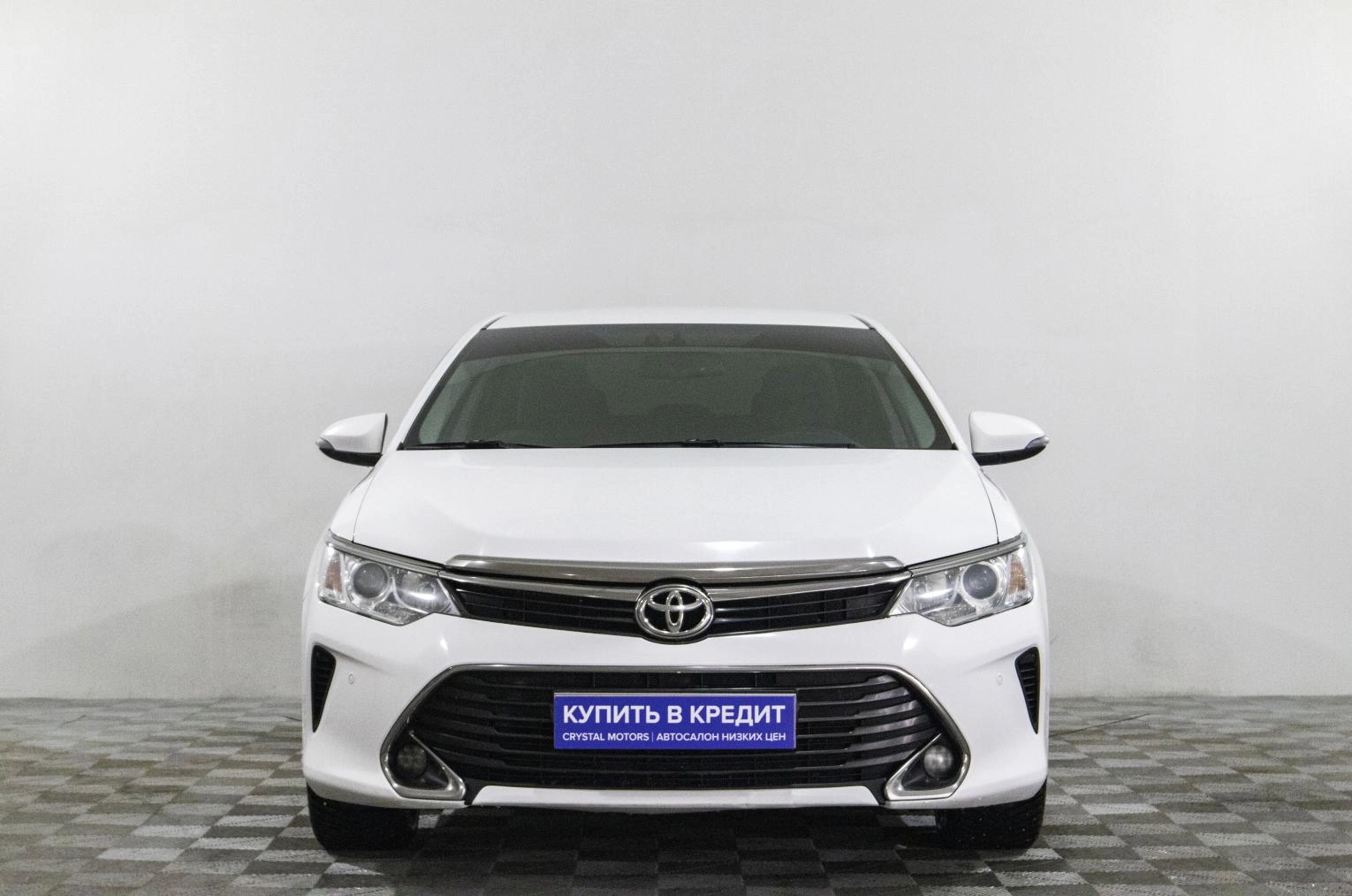 Toyota Camry 2 из 20