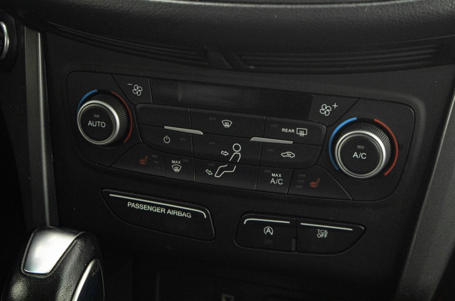 Ford Escape 19 из 24