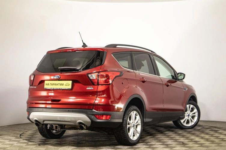 Ford Escape 4 из 5