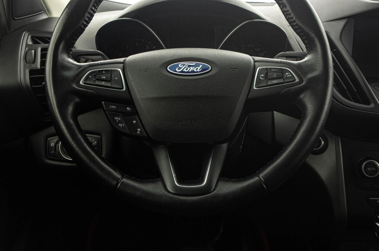 Ford Escape 15 из 24