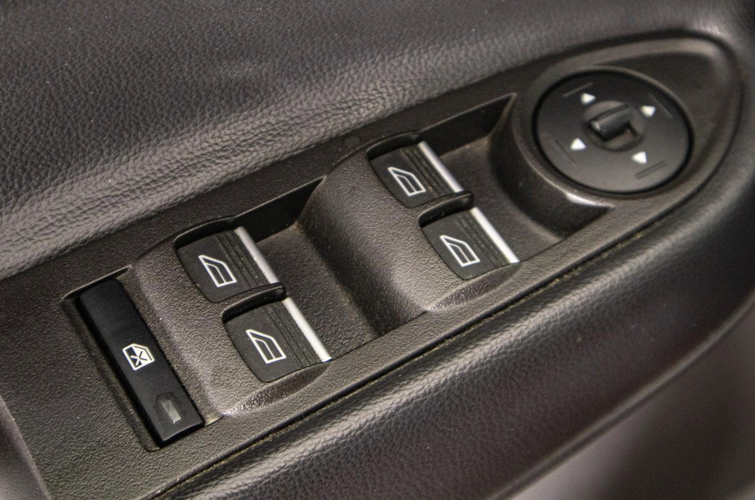 Ford Escape 24 из 24