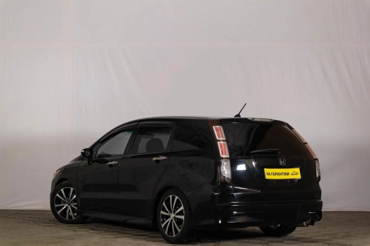 Honda Stream 6 из 6