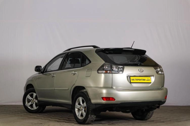 Lexus RX 6 из 6