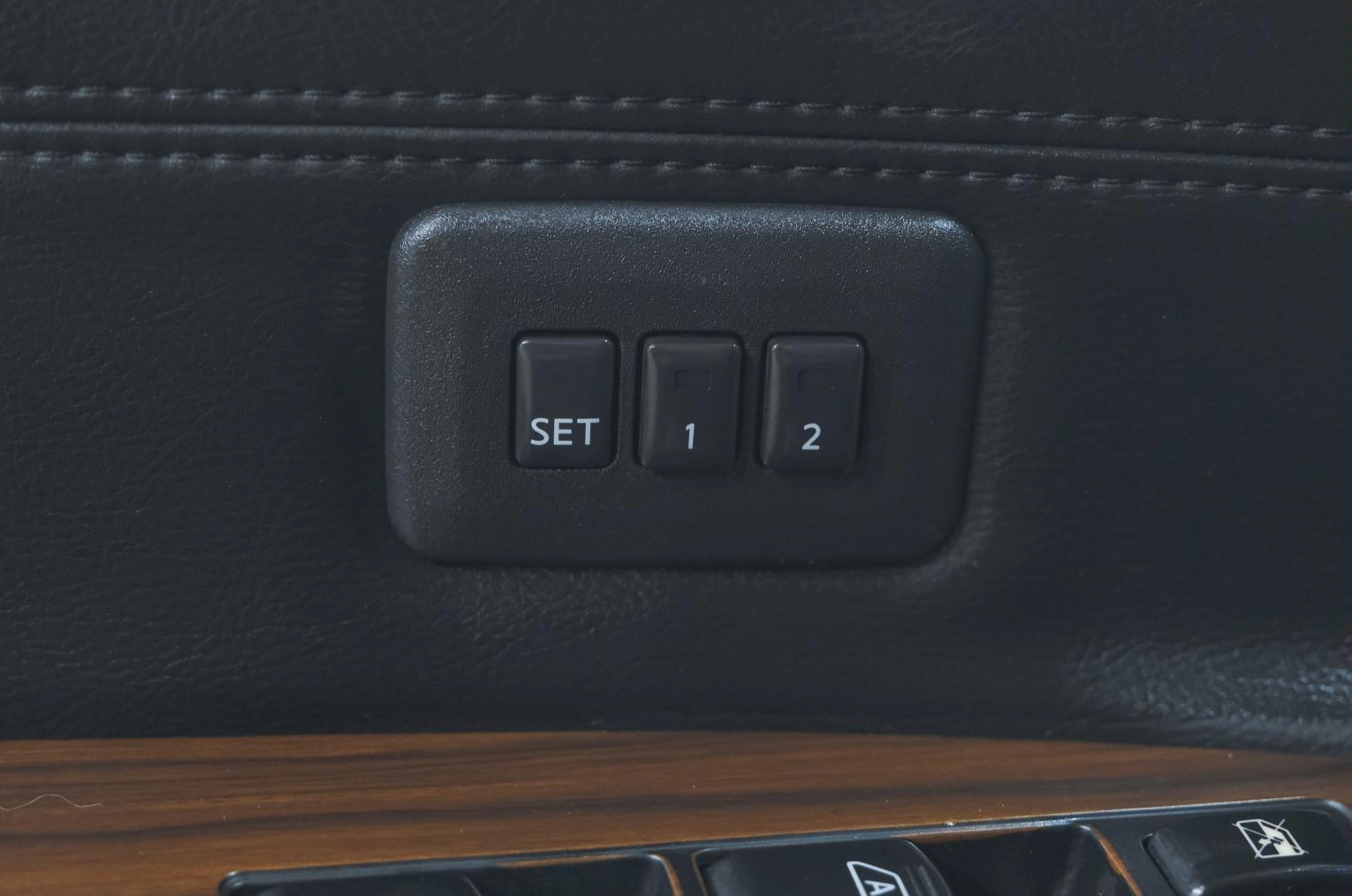 Nissan Teana 16 из 26