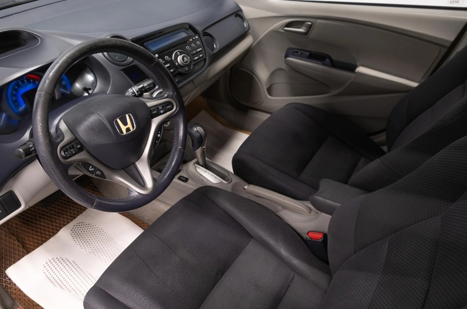 Honda Insight 7 из 20