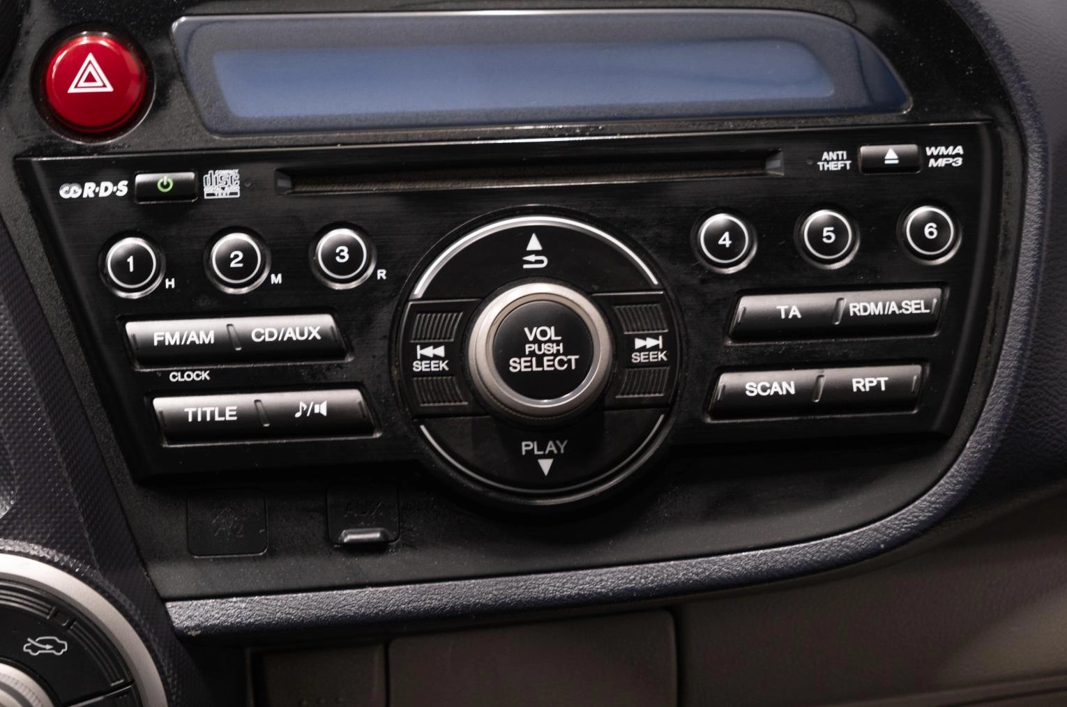 Honda Insight 15 из 20