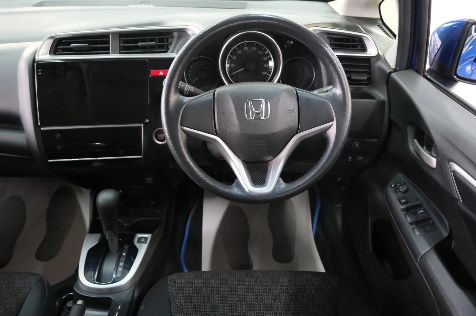 Honda Fit 11 из 22