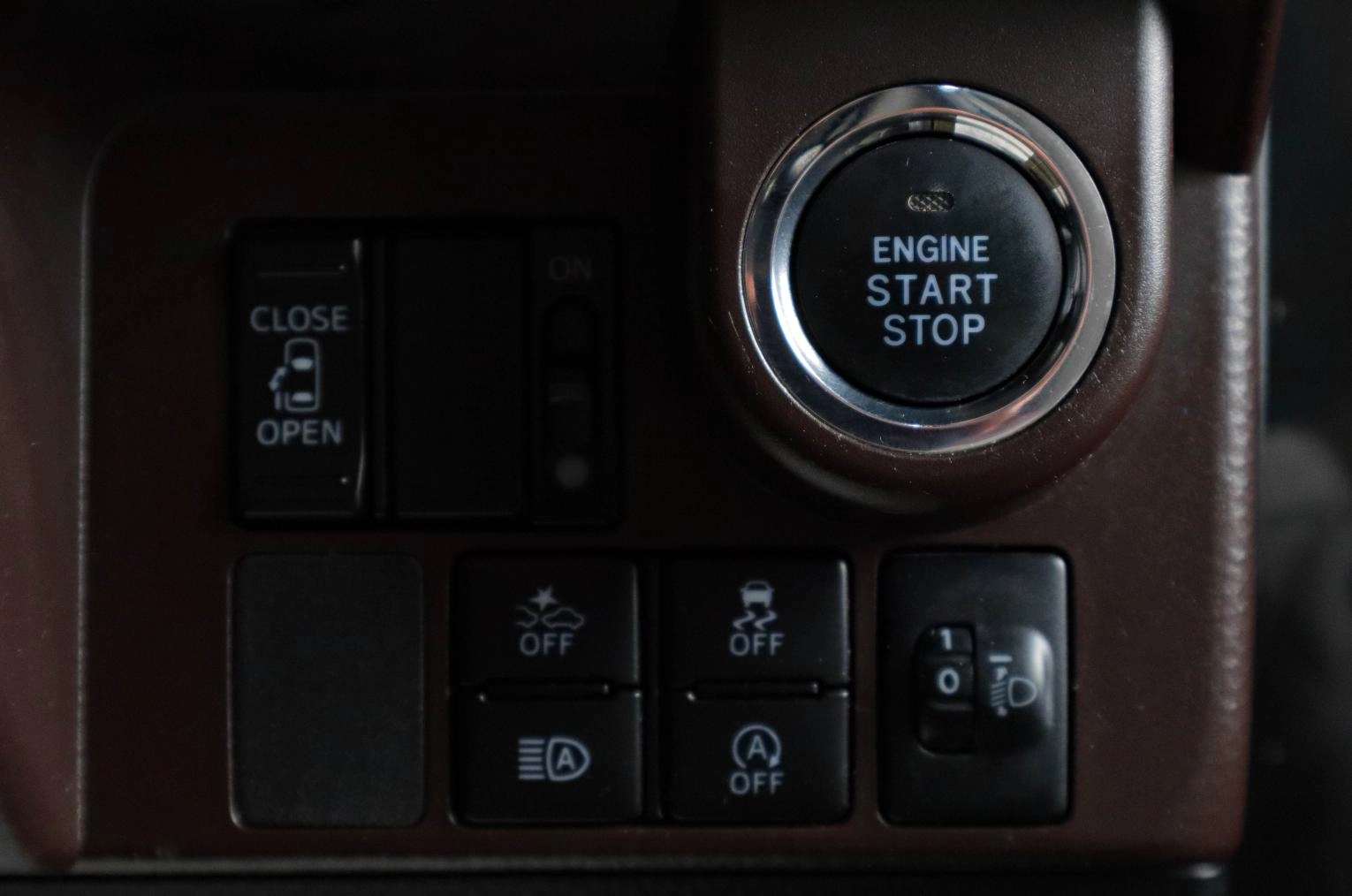 Toyota Roomy 17 из 18