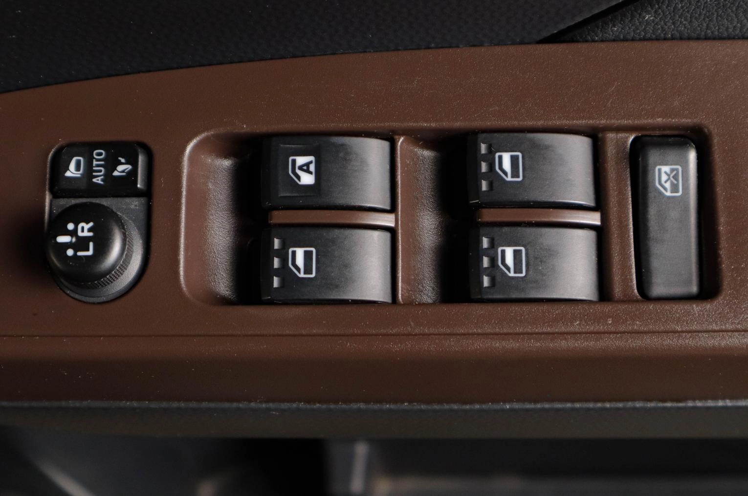 Toyota Roomy 18 из 18