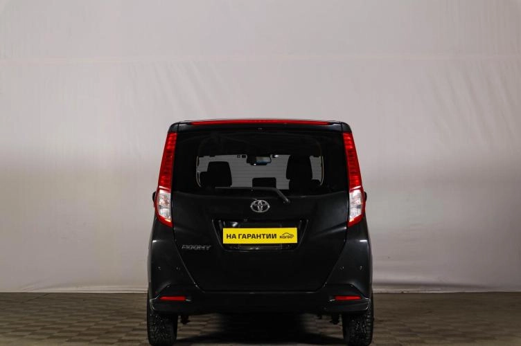 Toyota Roomy 5 из 5