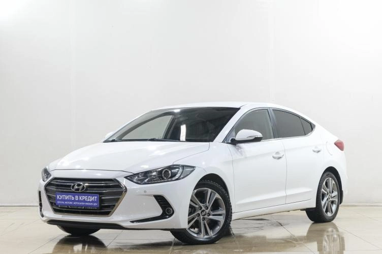 Hyundai Elantra 3 из 5