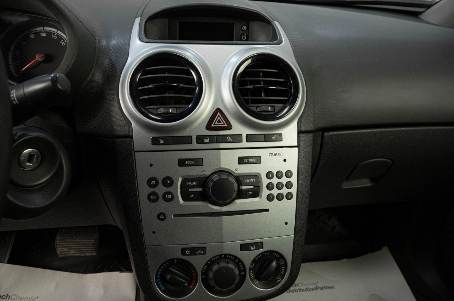 Opel Corsa 17 из 20